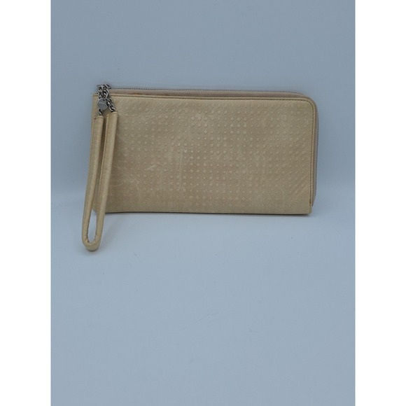 HOBO Accessories - Hobo International Rylan Pumice Damask Embossed Leather Wallet Wristlet New